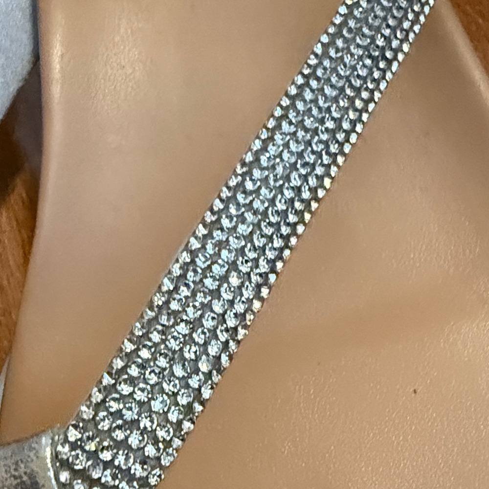 Vionic Silver Rhinestone Thong Sandals - Picture 4 of 7